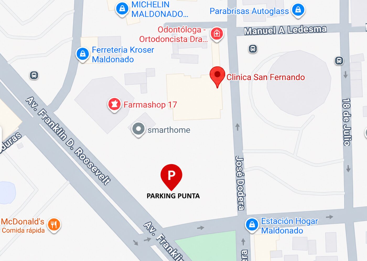 Mapa de Clínica San Fernando y Parking Punta, con accesos por Dodera y Roosevelt